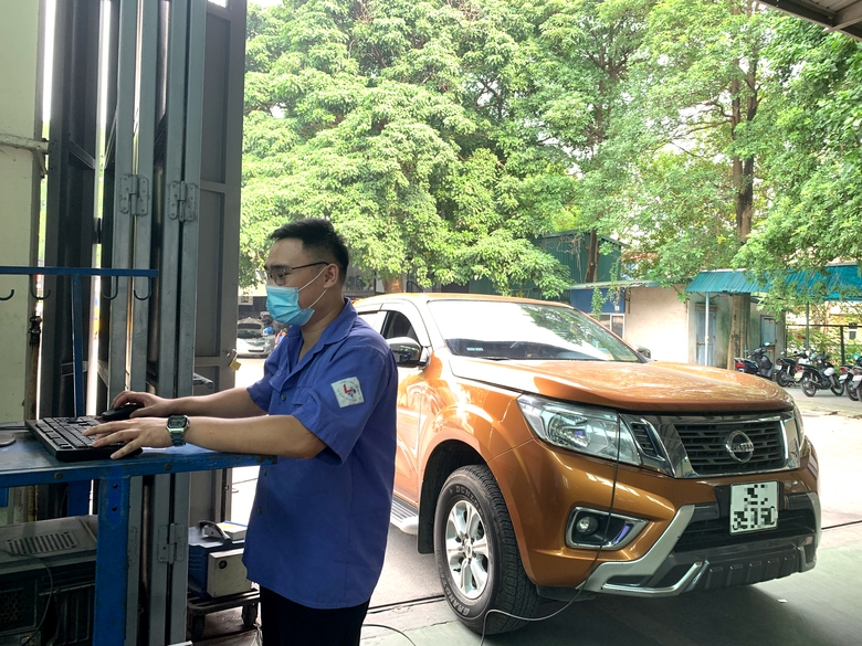Đề xuất sửa quy định chuy&ecirc;n m&ocirc;n đăng kiểm vi&ecirc;n: Giảm bằng cấp, tăng kinh nghiệm thực tế- Ảnh 1.