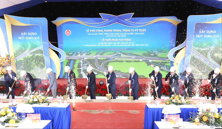Ph&uacute; Thọ: Khởi c&ocirc;ng n&uacute;t giao IC2, IC5, tạo đột ph&aacute; kết nối tr&ecirc;n cao tốc Nội B&agrave;i - L&agrave;o Cai- Ảnh 4.