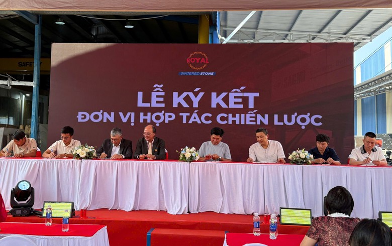 Trung t&acirc;m ph&acirc;n phối vật liệu x&acirc;y dựng c&ocirc;ng nghệ cao ch&iacute;nh thức hoạt động ở ph&iacute;a Nam- Ảnh 3.