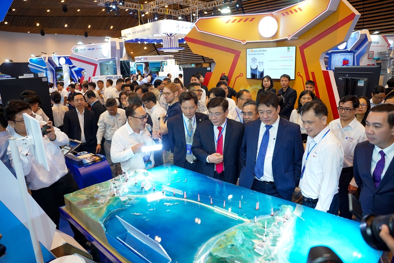 EVNSPC g&acirc;y ấn tượng tại Hội nghị khoa học c&ocirc;ng nghệ ng&agrave;nh Điện lực to&agrave;n quốc- Ảnh 2.