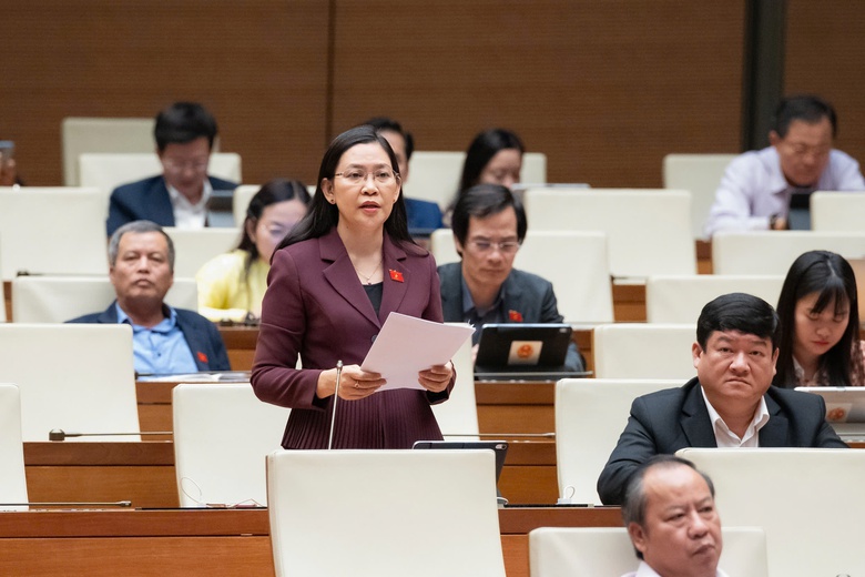 Kh&ocirc;ng thể đưa tiếng Anh th&agrave;nh ng&ocirc;n ngữ thứ hai trong trường học nếu thiếu gi&aacute;o vi&ecirc;n- Ảnh 2.