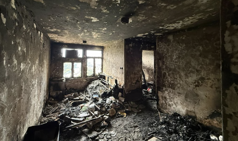 Hong Kong: Ph&aacute;t hiện thủ đoạn tinh vi, che đậy lưới chống ch&aacute;y k&eacute;m chất lượng- Ảnh 2.