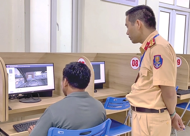 V&igrave; sao đề xuất bỏ thi m&ocirc; phỏng l&aacute;i &ocirc; t&ocirc;?- Ảnh 1.