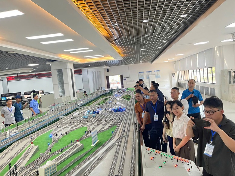 Bộ Xây dựng ban hành kế hoạch phát triển nguồn nhân lực đường sắt- Ảnh 1. Bộ Xây dựng ban hành kế hoạch phát triển nguồn nhân lực đường sắt- Ảnh 1.