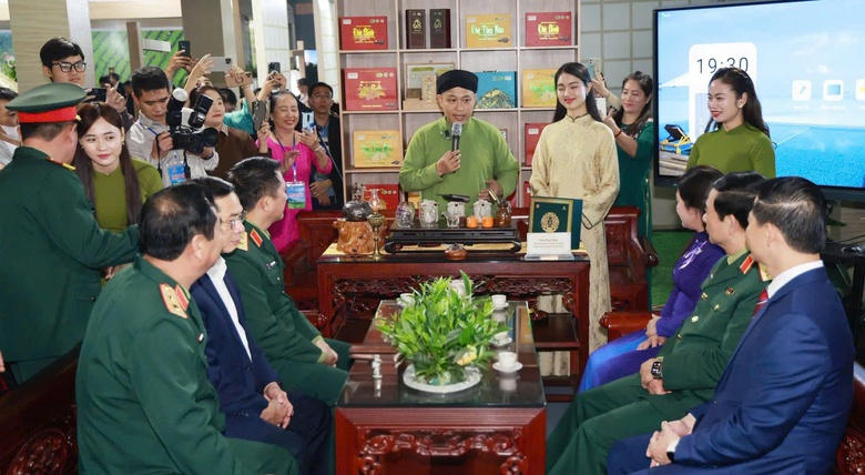 Hương sắc không gian trà, định danh “thủ phủ chè” Thái Nguyên- Ảnh 9. Hương sắc không gian trà, định danh “thủ phủ chè” Thái Nguyên- Ảnh 9.