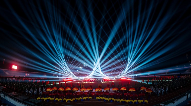 Th&aacute;i Nguy&ecirc;n rực s&aacute;ng trong đ&ecirc;m khai mạc Giải Tứ h&ugrave;ng 2025- Ảnh 5.