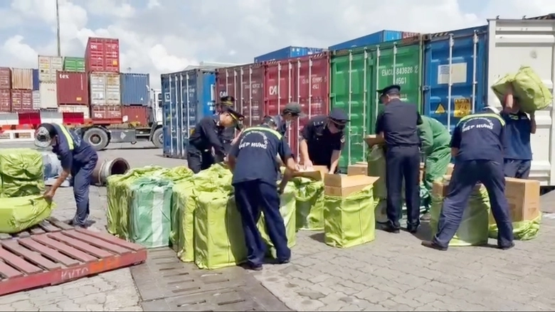 Bộ X&acirc;y dựng mở cao điểm chống bu&ocirc;n lậu, gian lận thương mại dịp Tết B&iacute;nh Ngọ 2026- Ảnh 2.