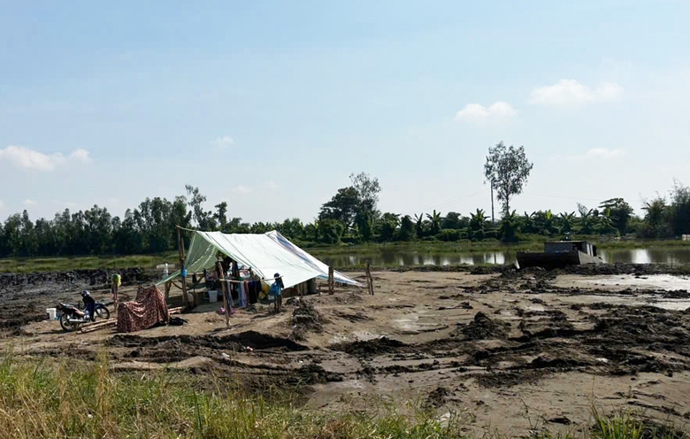 Người d&acirc;n phấn khởi ng&agrave;y đầu cao tốc Cần Thơ - Hậu Giang đưa v&agrave;o khai th&aacute;c- Ảnh 6.