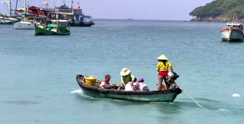 Sống theo m&ugrave;a gi&oacute;...- Ảnh 2.