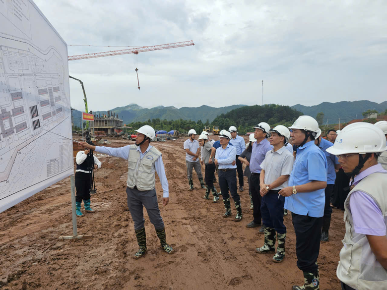 Sở Xây dựng Điện Biên đẩy mạnh quy hoạch, hạ tầng đồng bộ- Ảnh 1. Sở Xây dựng Điện Biên đẩy mạnh quy hoạch, hạ tầng đồng bộ- Ảnh 1.