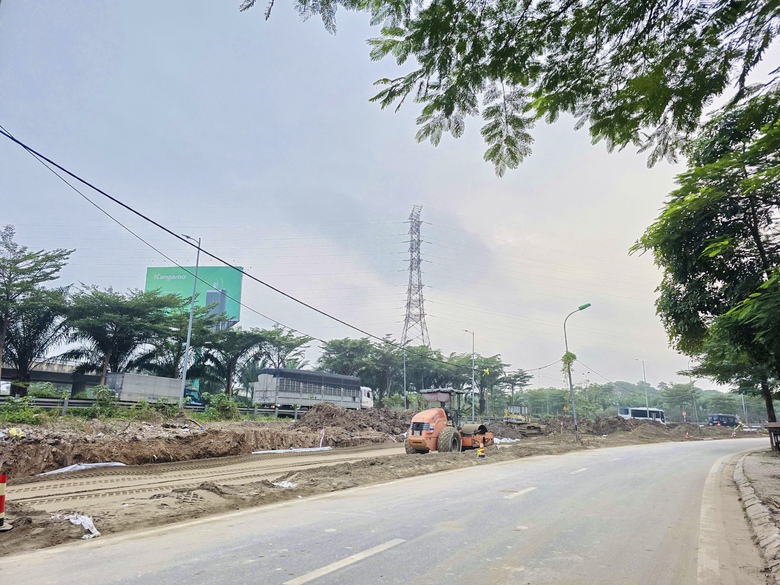 H&agrave; Nội khẩn trương mở rộng vỉa h&egrave;, giảm &ugrave;n tắc khu vực Bến xe Nước Ngầm- Ảnh 9.