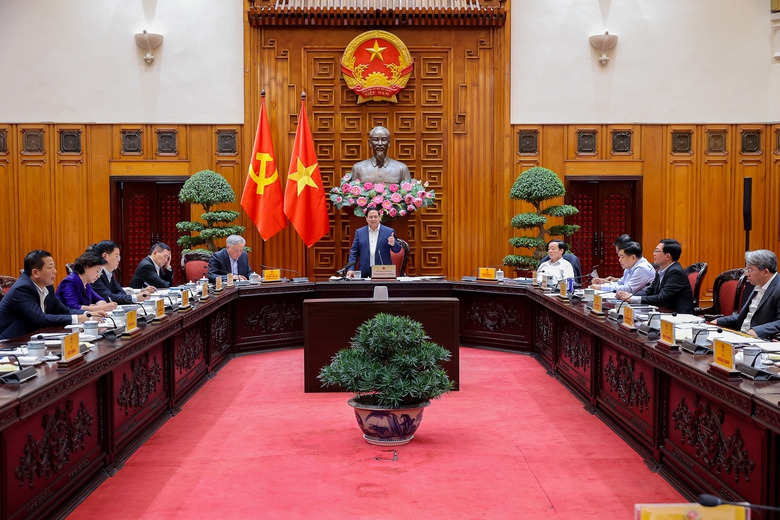 Thủ tướng: Chọn phương thức đầu tư tối ưu nhất cho dự &aacute;n đường sắt tốc độ cao Bắc - Nam- Ảnh 3.