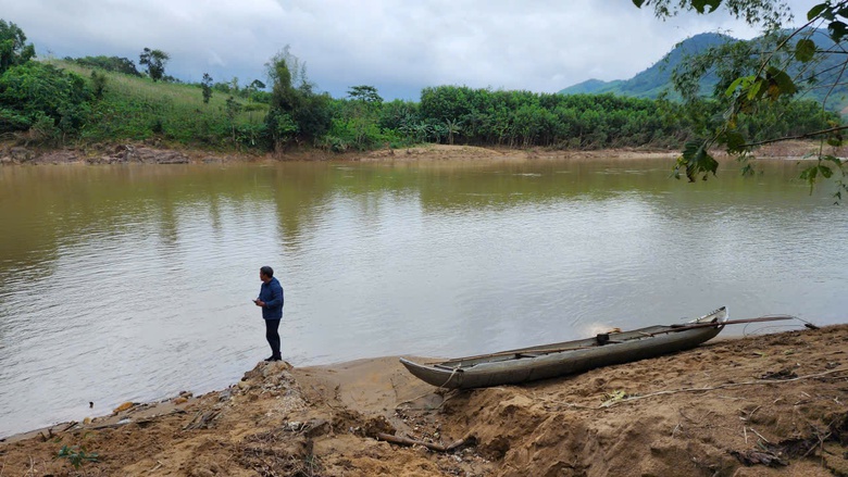 Quảng Ngãi: Xã miền núi mong mỏi cây cầu để giao thông không còn chia cắt- Ảnh 3. Quảng Ngãi: Xã miền núi mong mỏi cây cầu để giao thông không còn chia cắt- Ảnh 3.