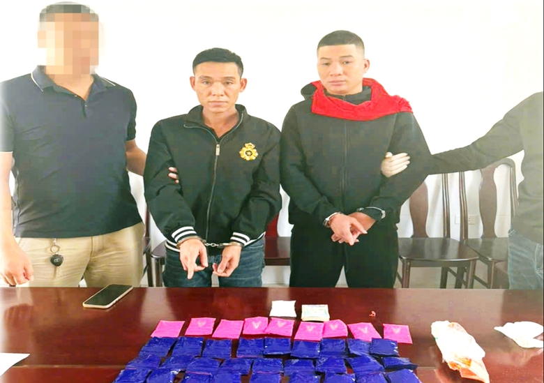 Thanh H&oacute;a: Triệt x&oacute;a đường d&acirc;y mua b&aacute;n tr&aacute;i ph&eacute;p chất ma t&uacute;y, thu giữ 1kg ma t&uacute;y tổng hợp- Ảnh 1.