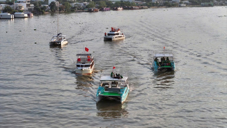 Khai trương bến t&agrave;u du lịch, kh&aacute;m ph&aacute; s&ocirc;ng nước Cần Thơ- Ảnh 10.