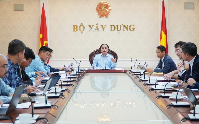 Quy chuẩn an to&agrave;n trạm sạc xe điện tại chung cư: Ưu ti&ecirc;n tuyệt đối ph&ograve;ng ch&aacute;y nổ- Ảnh 1.