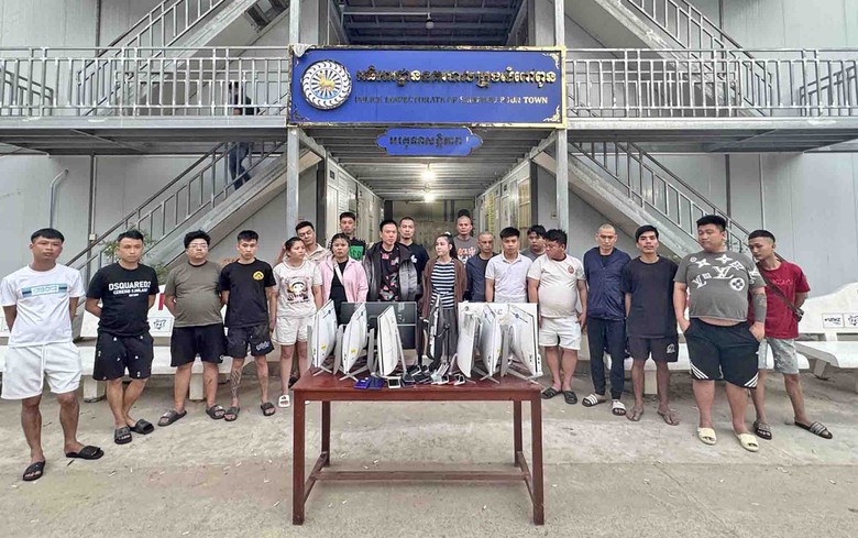 Tội phạm lừa đảo trực tuyến nhắm vào người già- Ảnh 2. Tội phạm lừa đảo trực tuyến nhắm vào người già- Ảnh 2.