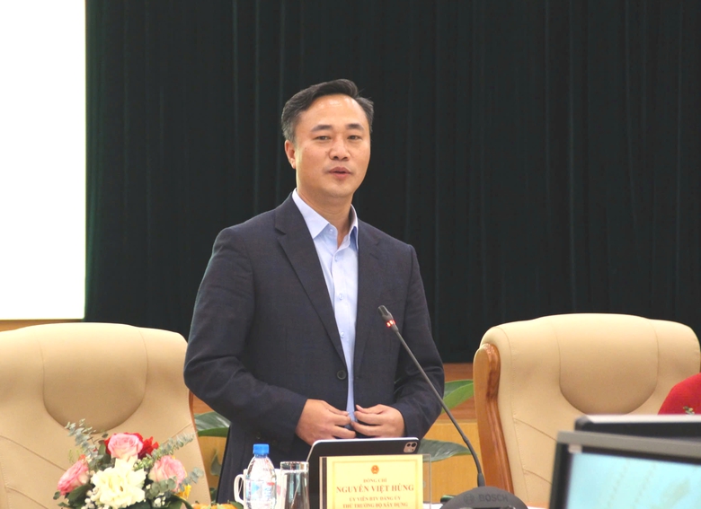 Thứ trưởng Nguyễn Việt H&ugrave;ng: Văn ph&ograve;ng Bộ l&agrave; "trung t&acirc;m điều phối", giữ mạch điều h&agrave;nh- Ảnh 1.