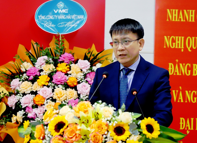 Thứ trưởng Nguyễn Xu&acirc;n Sang: Nh&acirc;n sự h&agrave;ng hải v&agrave; đường thuỷ phải "vừa hồng, vừa chuy&ecirc;n"- Ảnh 2.