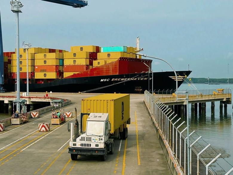 Cảng SSIT đ&oacute;n t&agrave;u đầu ti&ecirc;n tuyến dịch vụ mới của h&atilde;ng t&agrave;u MSC - Sambar- Ảnh 2.