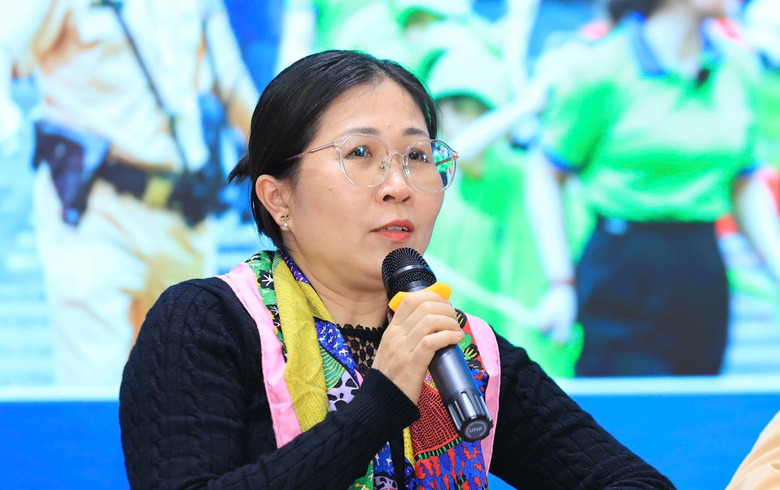 Hà Nội: 100% học sinh và phụ huynh ký cam kết thi đua về an toàn giao thông- Ảnh 1. Hà Nội: 100% học sinh và phụ huynh ký cam kết thi đua về an toàn giao thông- Ảnh 1.