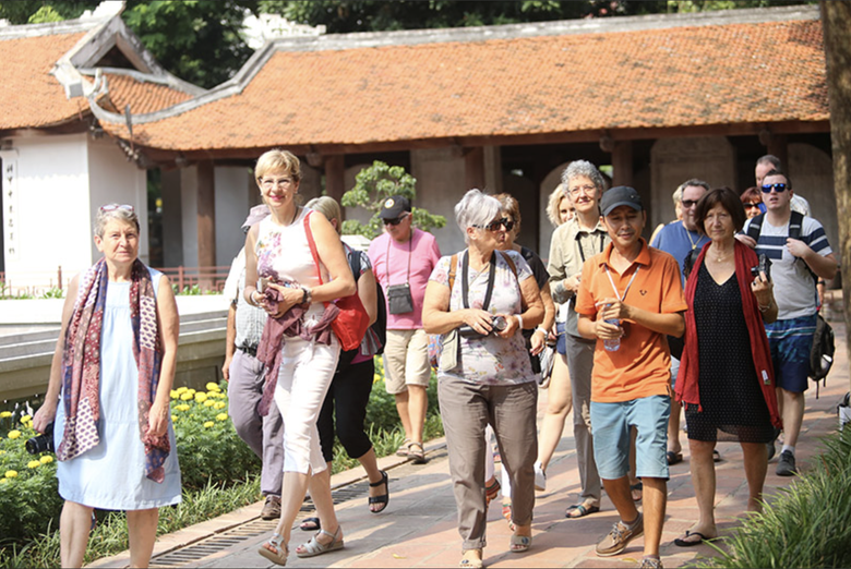 Du lịch H&agrave; Nội đ&oacute;n hơn 33 triệu kh&aacute;ch năm 2025- Ảnh 1.