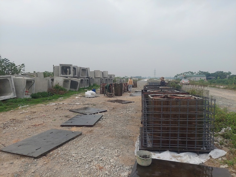 Phú Thọ gỡ vướng giải phóng mặt bằng dự án Đường song song đường sắt Hà Nội - Lào Cai- Ảnh 4. Phú Thọ gỡ vướng giải phóng mặt bằng dự án Đường song song đường sắt Hà Nội - Lào Cai- Ảnh 4.