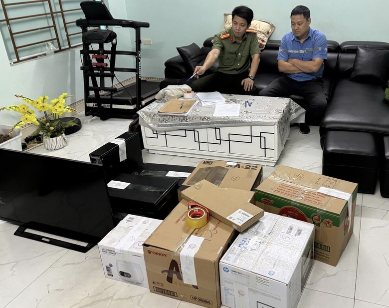 Hưng Y&ecirc;n: Khởi tố th&ecirc;m 5 bị can vụ mua b&aacute;n chứng chỉ giả tr&ecirc;n mạng x&atilde; hội- Ảnh 1.