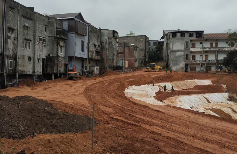 Thi công thần tốc, công trình "chiến dịch Quang Trung" tại Khe Sanh cơ bản hoàn thành- Ảnh 1. Thi công thần tốc, công trình "chiến dịch Quang Trung" tại Khe Sanh cơ bản hoàn thành- Ảnh 1.