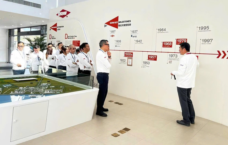 Tập đoàn Apollo & Dow Chemical ký kết Hợp tác chiến lược nâng chuẩn cạnh tranh quốc tế- Ảnh 2. Tập đoàn Apollo & Dow Chemical ký kết Hợp tác chiến lược nâng chuẩn cạnh tranh quốc tế- Ảnh 2.