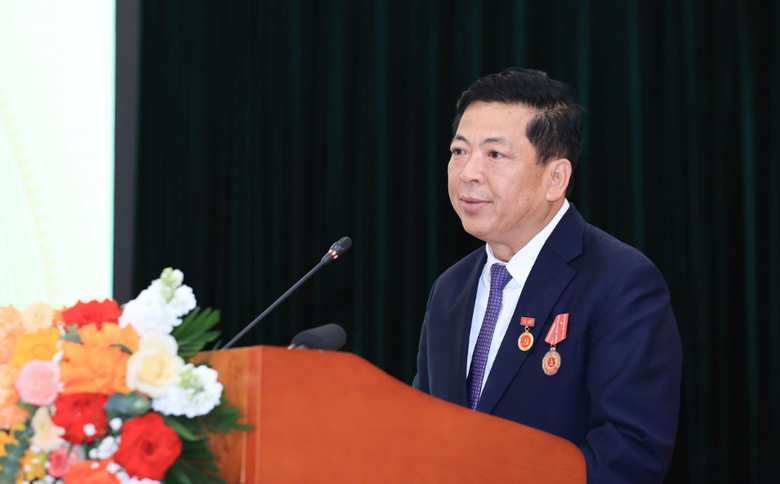 Prime Minister urges Construction Ministry on five assurances, six breakthroughs in 2026- Ảnh 1.