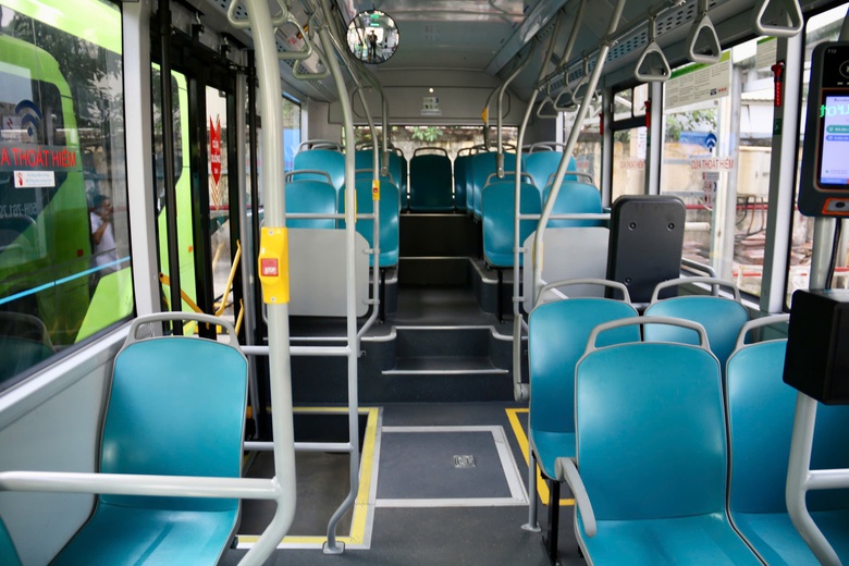 TP.HCM đưa v&agrave;o khai th&aacute;c 58 xe bu&yacute;t điện tuyến 33 v&agrave; 150- Ảnh 6.