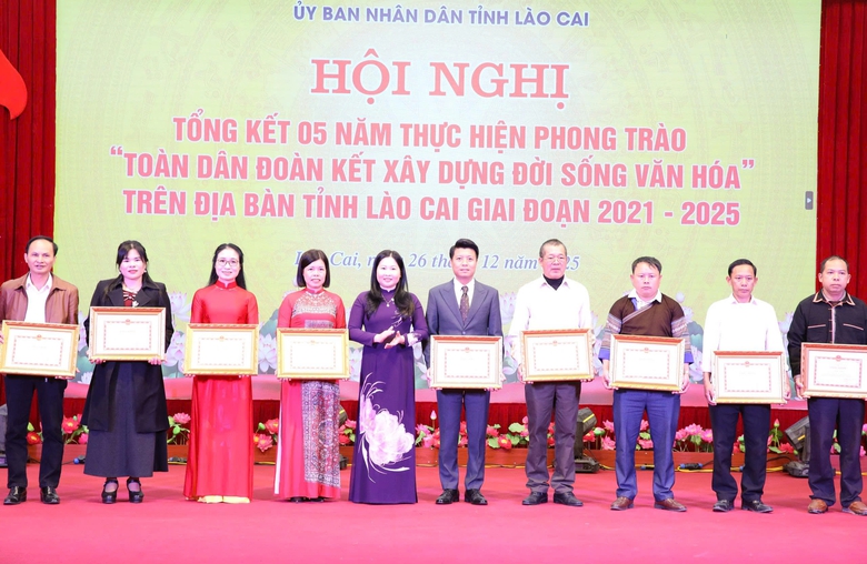 Tr&ecirc;n 900km đường giao th&ocirc;ng n&ocirc;ng th&ocirc;n L&agrave;o Cai được bảo dưỡng thường xuy&ecirc;n- Ảnh 3.