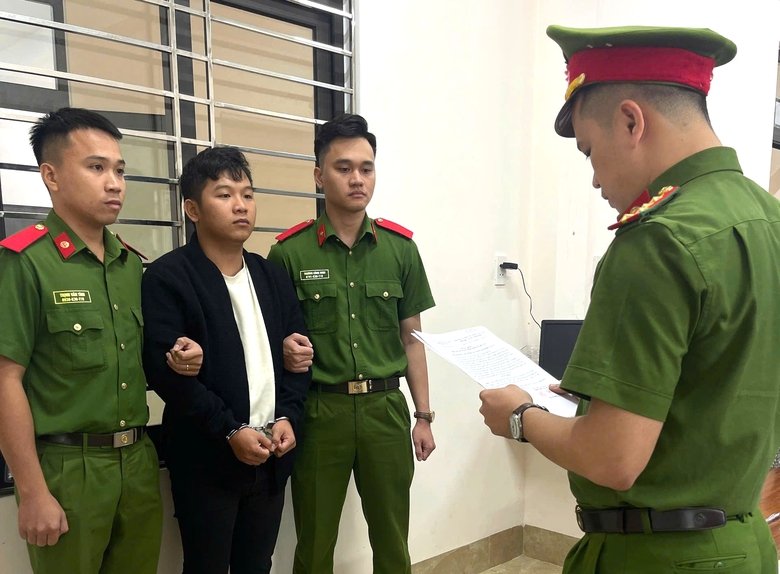 Khởi tố đối tượng chém bạn nhậu ở Đà Nẵng- Ảnh 1. Khởi tố đối tượng chém bạn nhậu ở Đà Nẵng- Ảnh 1.