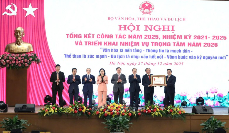Thủ tướng Phạm Minh Ch&iacute;nh: Văn h&oacute;a l&agrave; nền tảng, động lực ph&aacute;t triển đất nước- Ảnh 3.