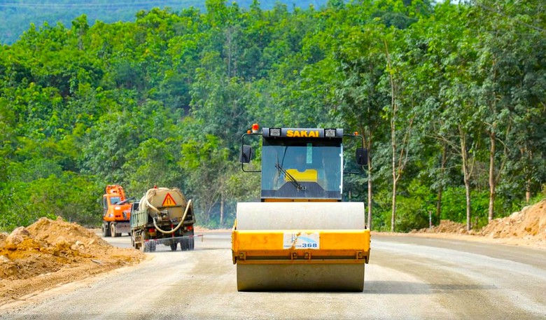 Cảnh c&aacute;o nh&agrave; thầu thi c&ocirc;ng chậm tiến độ dự &aacute;n cải tạo, n&acirc;ng cấp QL28B- Ảnh 1.