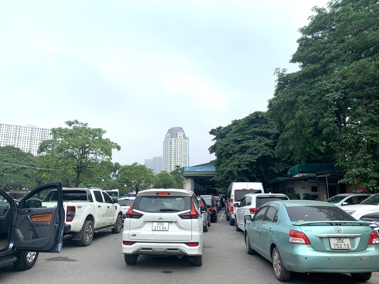 Đề xuất &ocirc; t&ocirc; "độ" th&ocirc;ng số kỹ thuật, tem kiểm định kh&ocirc;ng c&oacute; hiệu lực- Ảnh 2.