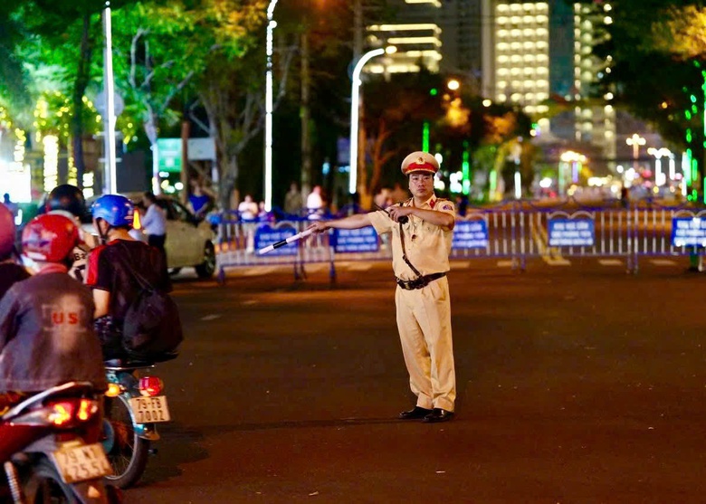 Khánh Hòa: Phân luồng giao thông phục vụ các hoạt động chào năm mới 2026- Ảnh 1. Khánh Hòa: Phân luồng giao thông phục vụ các hoạt động chào năm mới 2026- Ảnh 1.