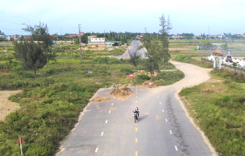 H&agrave; Tĩnh tăng tốc th&aacute;o gỡ vướng mắc mặt bằng cho c&aacute;c dự &aacute;n trọng điểm- Ảnh 2.