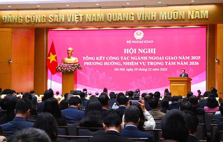 Thủ tướng: Cần nâng tầm "sứ mệnh quốc tế", đóng góp của Việt Nam cho hòa bình, phát triển- Ảnh 2. Thủ tướng: Cần nâng tầm "sứ mệnh quốc tế", đóng góp của Việt Nam cho hòa bình, phát triển- Ảnh 2.