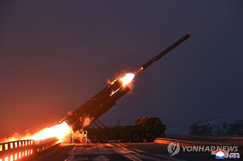 Chủ tịch Triều Tiên trực tiếp chỉ đạo phóng thử tên lửa hành trình chiến lược tầm xa- Ảnh 1. Chủ tịch Triều Tiên trực tiếp chỉ đạo phóng thử tên lửa hành trình chiến lược tầm xa- Ảnh 1.