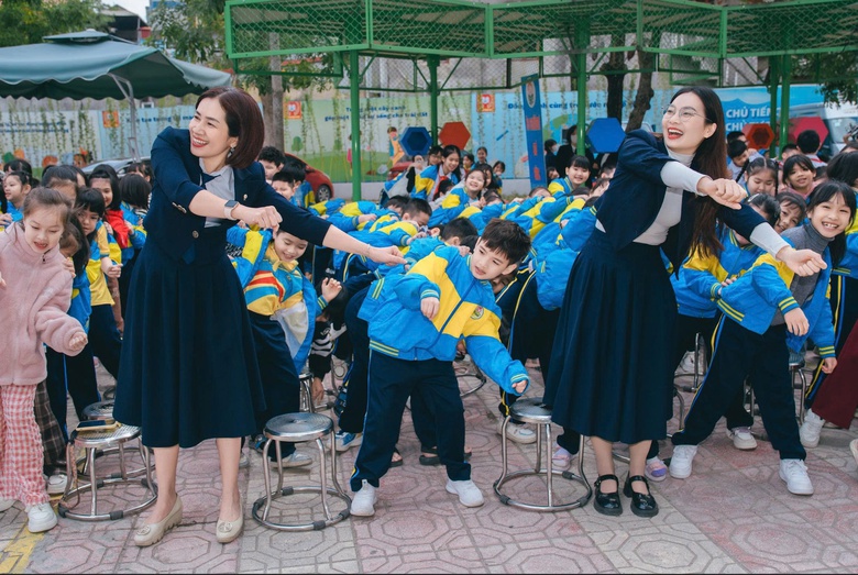 Trường Tiểu học Ng&ocirc; Quyền ch&uacute; trọng gi&aacute;o dục truyền thống y&ecirc;u nước cho thế hệ măng non- Ảnh 3.