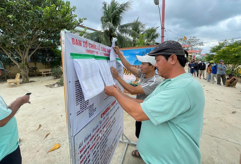 Khánh Hòa hỗ trợ người dân chưa có đăng ký cư trú bị thiệt hại nặng nề do bão lũ- Ảnh 1. Khánh Hòa hỗ trợ người dân chưa có đăng ký cư trú bị thiệt hại nặng nề do bão lũ- Ảnh 1.