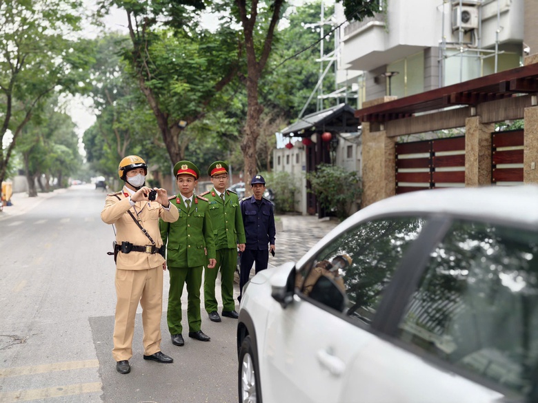 H&agrave; Nội xử l&yacute; nghi&ecirc;m vi phạm trật tự đ&ocirc; thị dịp Tết Dương lịch 2026- Ảnh 2.