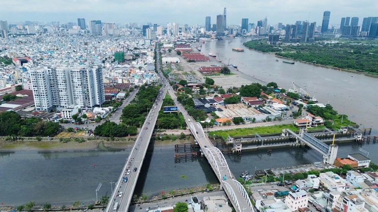 TP.HCM thống nhất chủ trương dự &aacute;n mở rộng đường Nguyễn Tất Th&agrave;nh v&agrave; x&acirc;y cầu T&acirc;n Thuận 1- Ảnh 1.