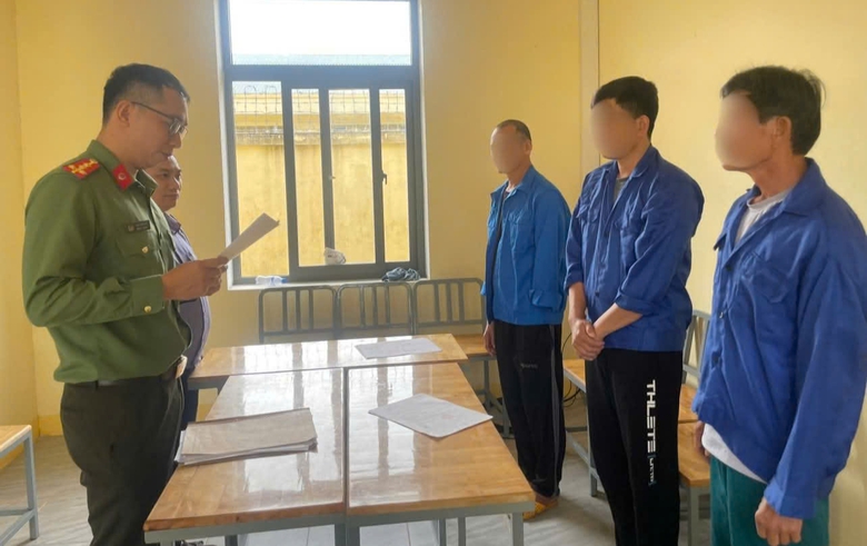 Khởi tố th&ecirc;m 3 bị can li&ecirc;n quan đến vụ bắt giữ hơn 1,3 tấn thuốc nổ- Ảnh 1.