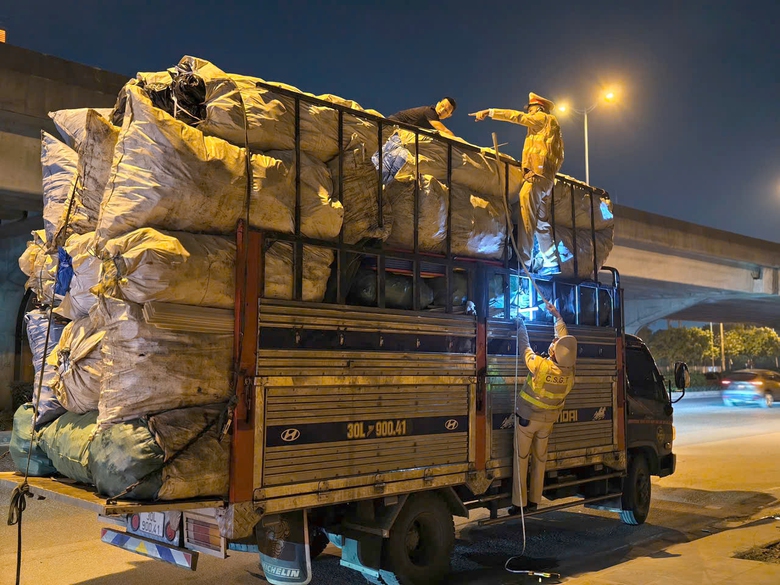 Gần 6.300 vụ tai nạn giao th&ocirc;ng li&ecirc;n quan xe kinh doanh vận tải h&agrave;ng h&oacute;a- Ảnh 1.