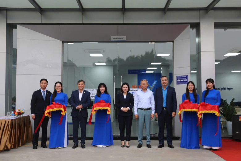 Transerco khai trương xưởng dịch vụ Vinfast GSC Trần Vỹ- Ảnh 1.