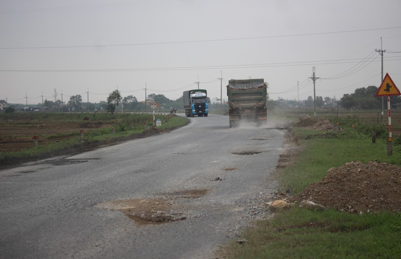 Tuyến tỉnh lộ huyết mạch ở Quảng Trị hư hỏng nặng được đầu tư sửa chữa thế n&agrave;o?- Ảnh 3.