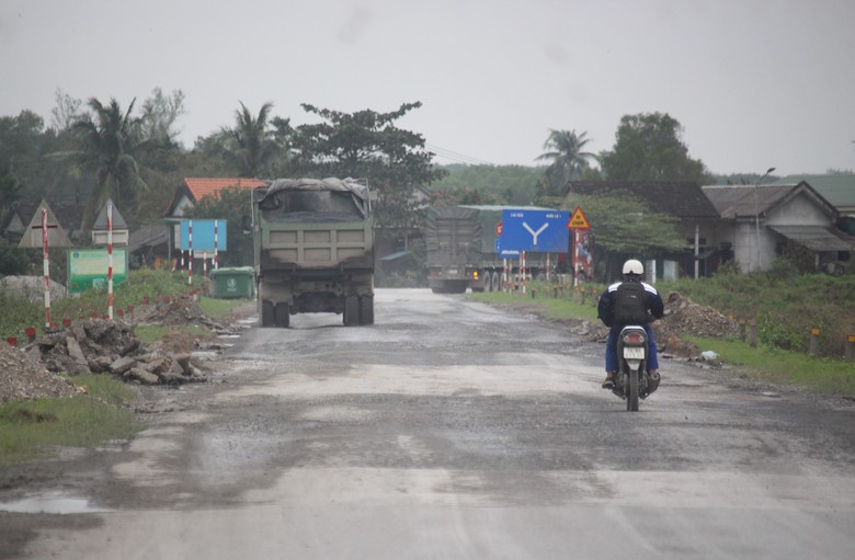 Tuyến tỉnh lộ huyết mạch ở Quảng Trị hư hỏng nặng được đầu tư sửa chữa thế n&agrave;o?- Ảnh 8.